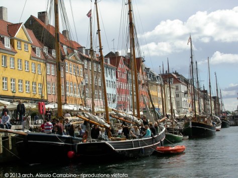 Nyhavn vista dal battello turistico