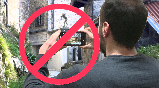 IL TEATRINO DI VETRIANO: Ha ancora senso vietare di fotografare opere di architettura?